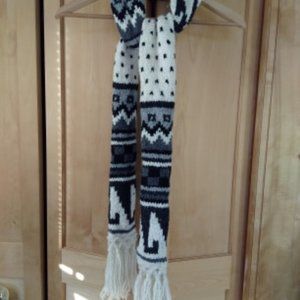 Peruvian Trading Co Alpaca Scarf